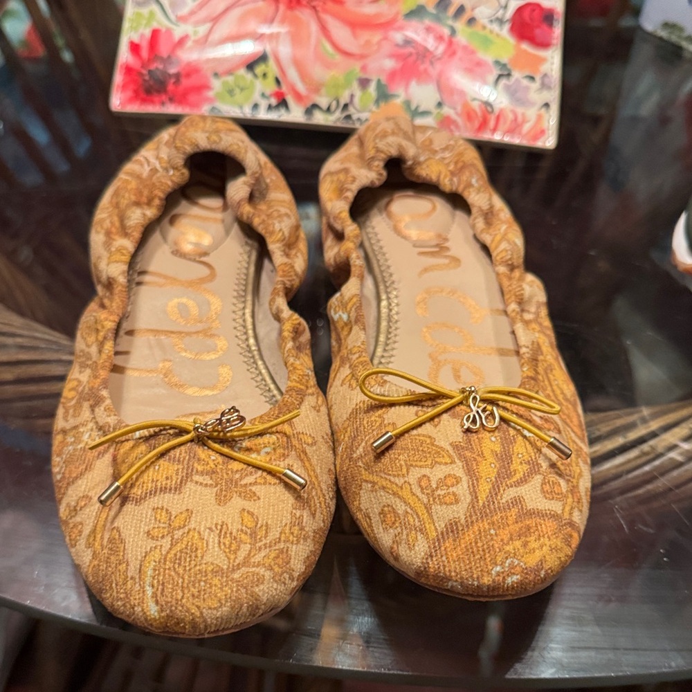 Sam Edelman Floral Brown Flats